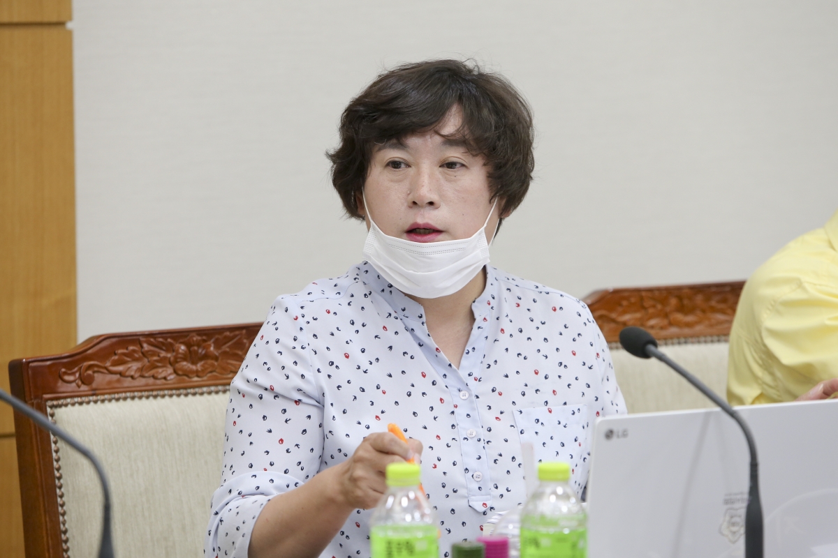 20200603-051[AP7U3507-제240회 구미시의회 제1차 정례회시 기획행정위원회 소관 행정사무감사 활동.jpg