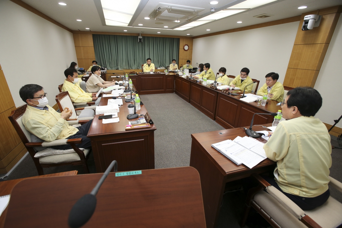 20200605-005[AP7U3754-제240회 구미시의회 제1차 정례회시 기획행정위원회 소관 행정사무감사 활동.jpg