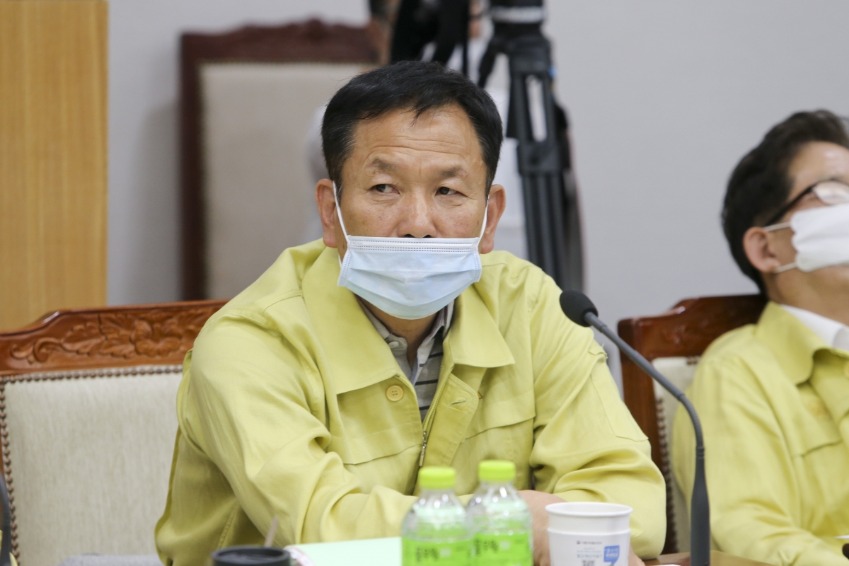 20200604-043[AP7U3661-제240회 구미시의회 제1차 정례회시 산업건설위원회 소관 행정사무감사 활동.jpg