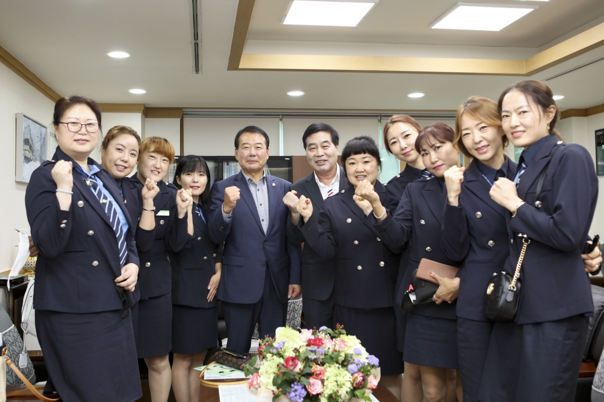 20200724-002[IMG_7137-구미녹색어머니연합회 회장단 일행 의회방문.JPG