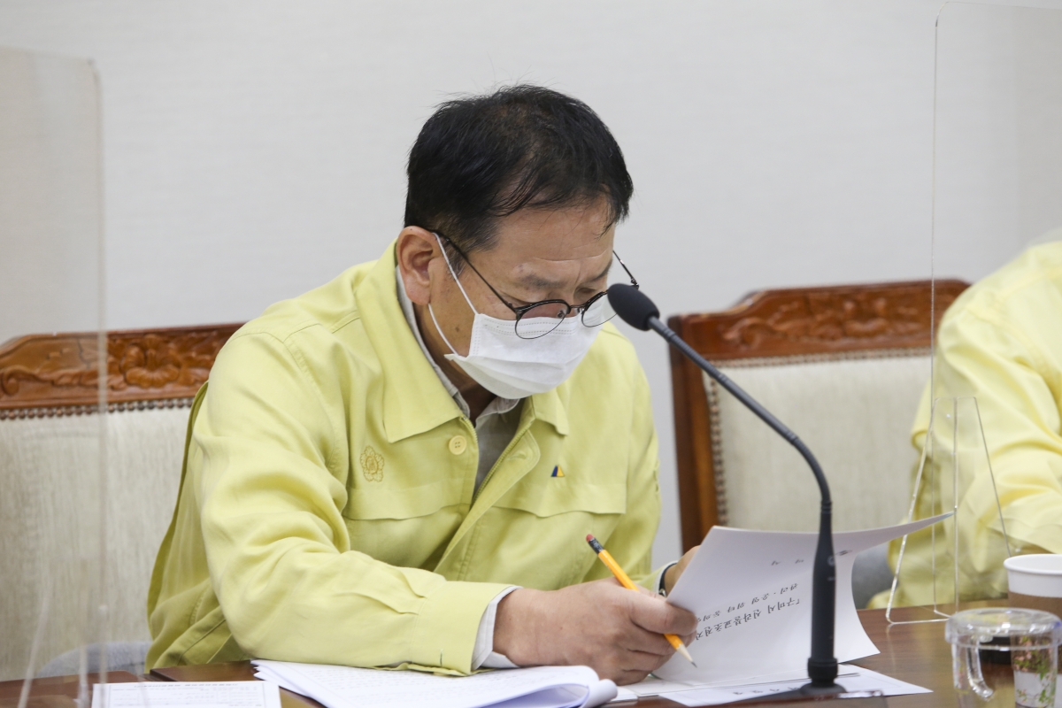 20200911-031[AP7U8773-제243회 임시회 기획행정위원회 조례안 심사할동.JPG