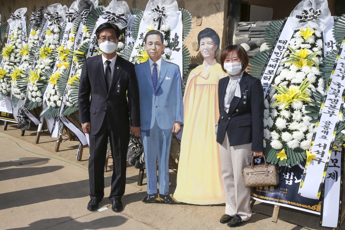 20201026-045[AP7U1532-박정희대통령 41주기 추모제.JPG