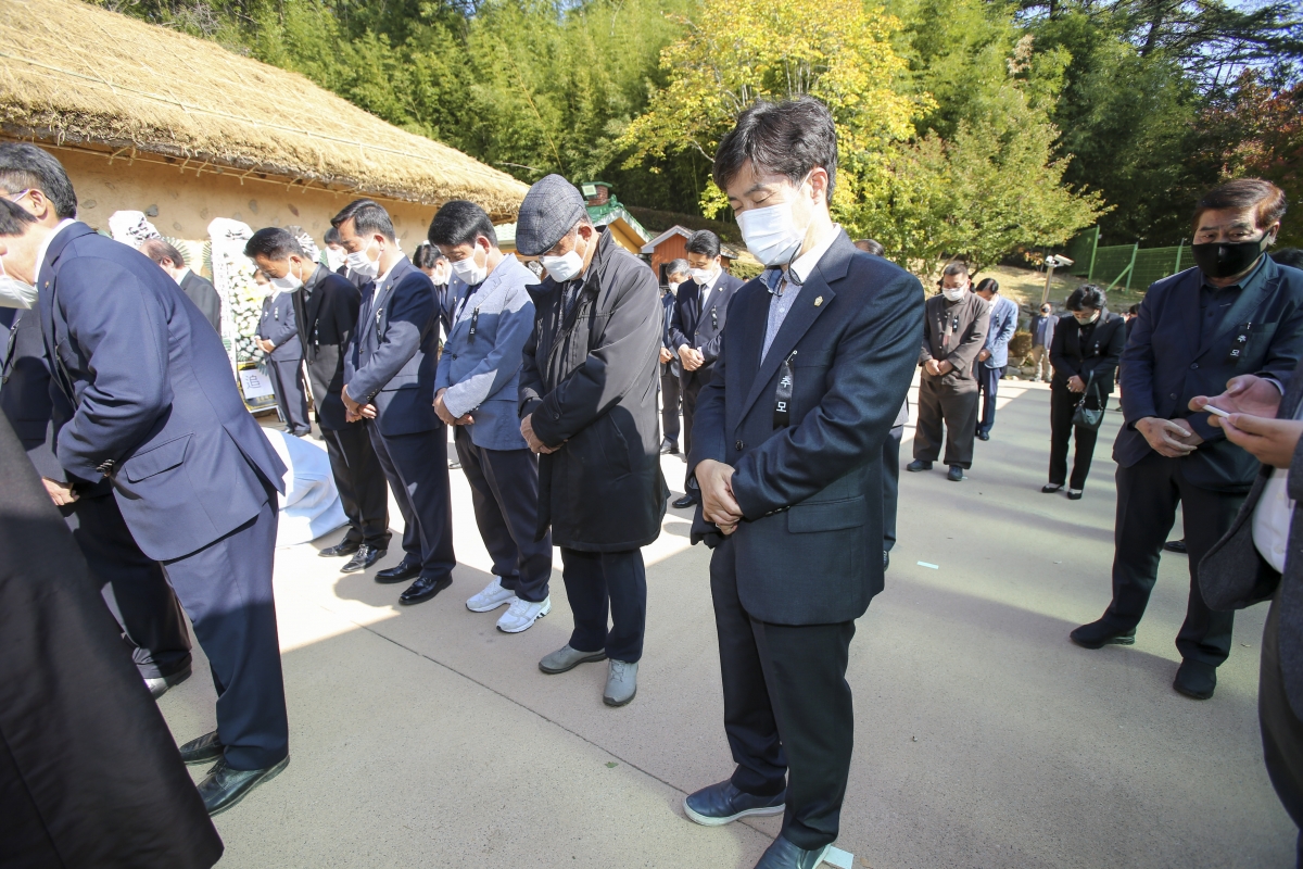 20201026-017[AP7U1468-박정희대통령 41주기 추모제.JPG