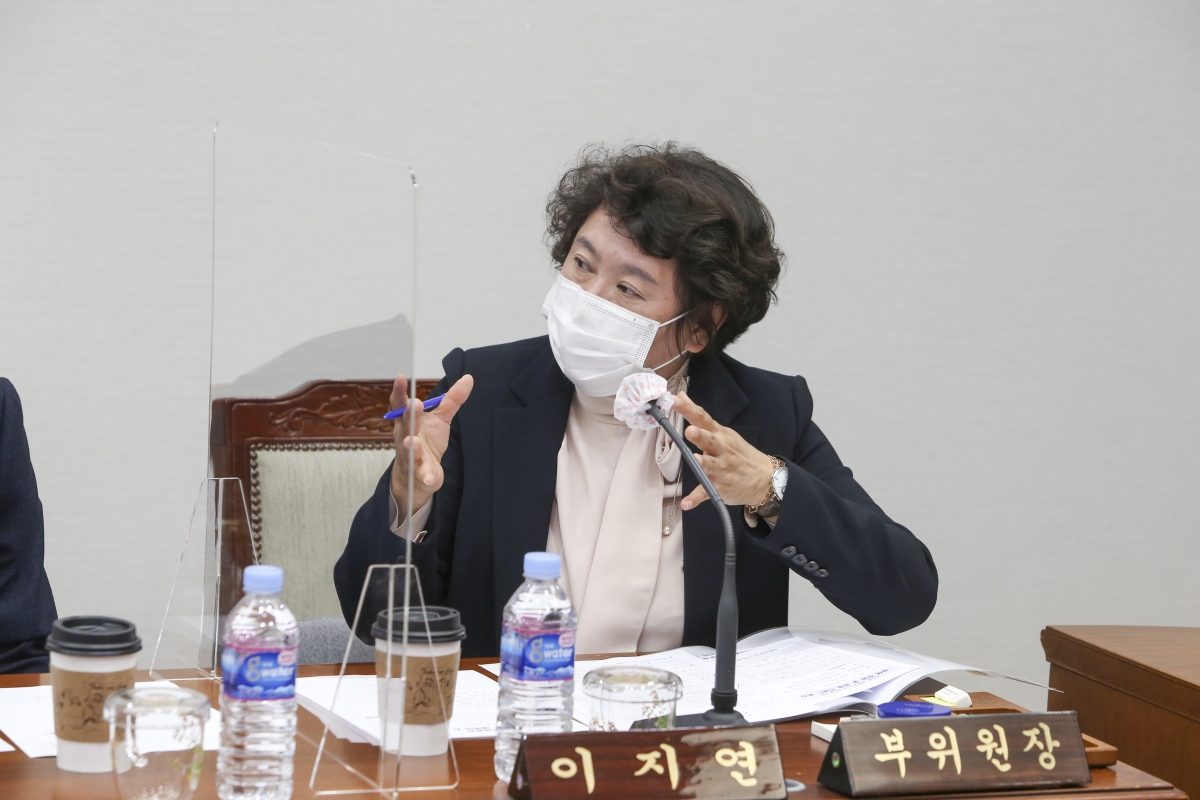 20201118-007[AP7U3131-폐회중 의회운영위원회 활동.JPG