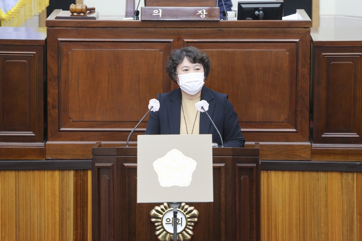 20201125-020[AP7U3429-제245회 제2차 정례회 제1차 본회의시 이지연 부위원장 예산결산특별위원회 구성결의안 제안설명.JPG
