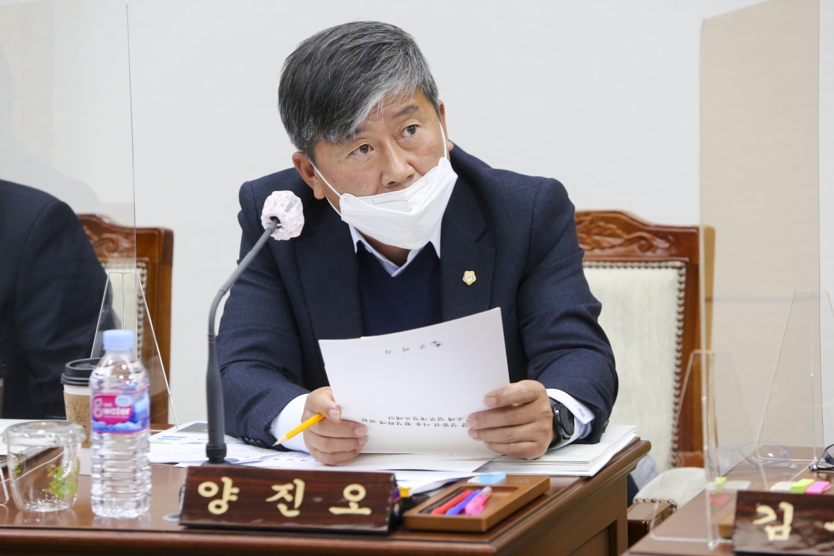 20201126-041[AP7U3733-제245회 정례회 산업건설위원회 조례안 심사활동.JPG