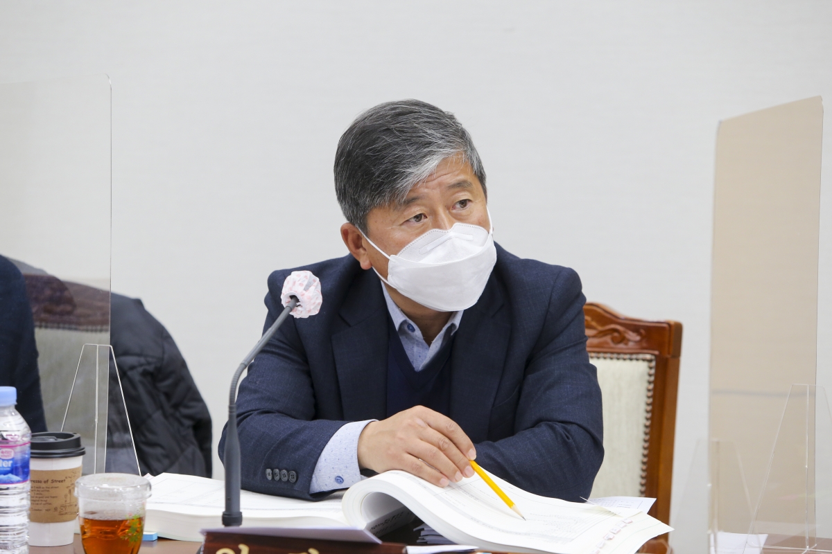 20201130-047[AP7U4050-제245회 정례회 산업건설위원회 소관 2021년도 예산안 및 기금운용계획안 예비심사활동.JPG