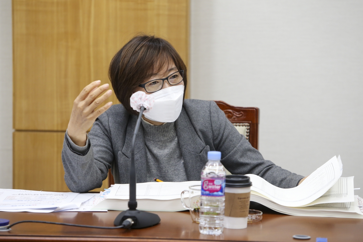 20201130-049[AP7U4055-제245회 정례회 산업건설위원회 소관 2021년도 예산안 및 기금운용계획안 예비심사활동.JPG