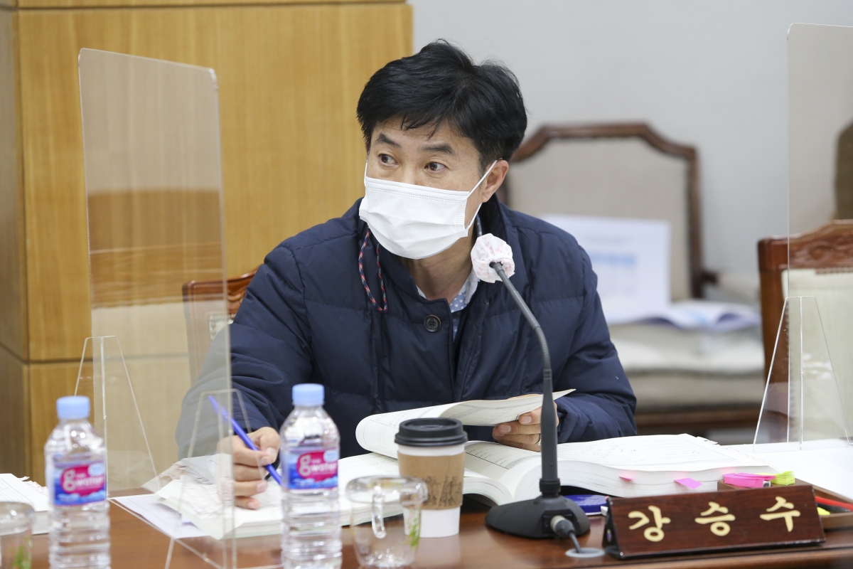 20201209-011[AP7U4730-제245회 정례회 예산결산특별위원회 2021년도 예산안 및 기금운용계획안 심사활동.JPG