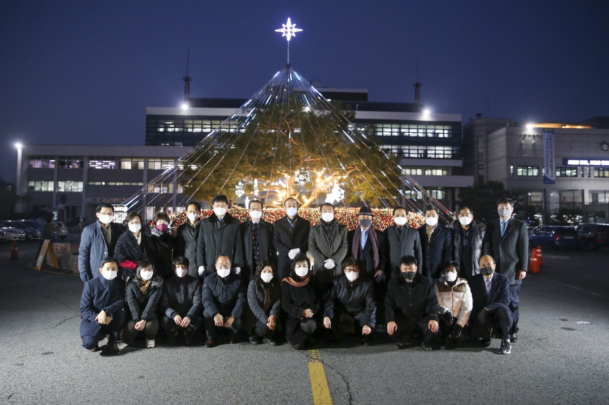 20201218-009[AP7U5509-구미시청 트리 점등식.JPG