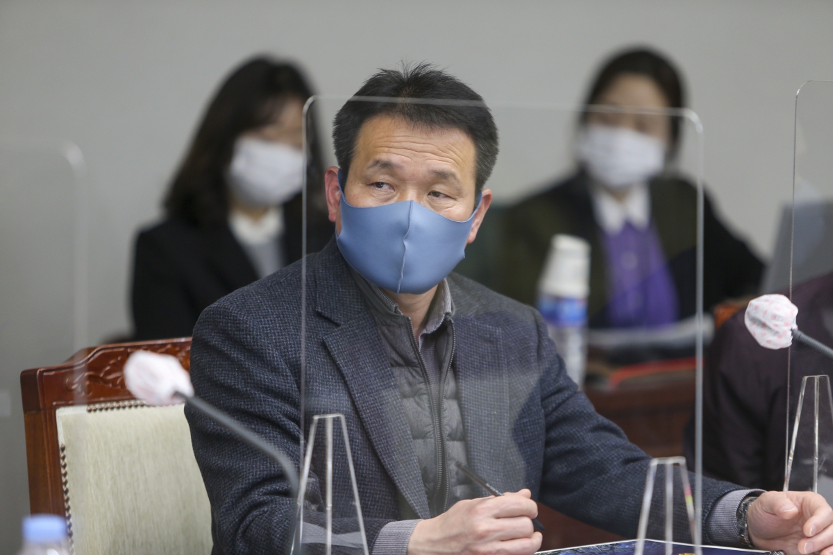 20210203-031[AP7U7043-제246회 임시회 산업건설위원회 간담회 개최-홍경구 단국대학교 교수.jpg