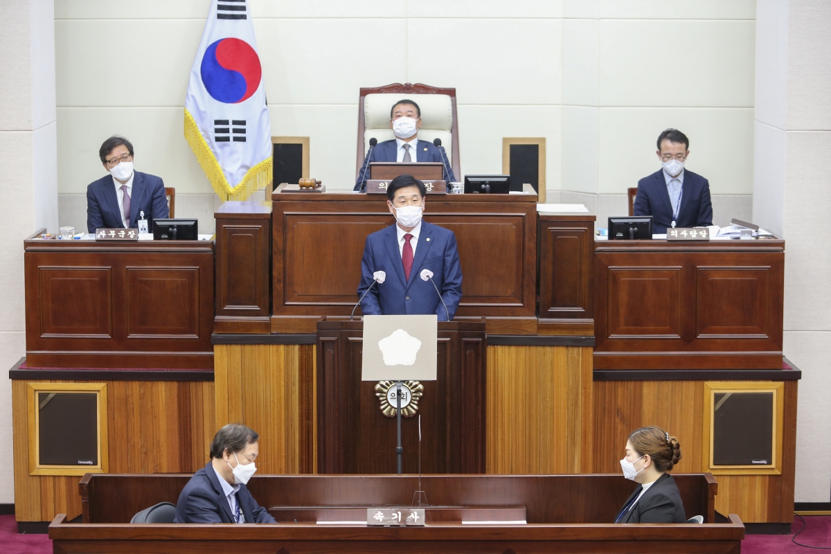 20210304-012[AP7U8060-제247회 임시회 제1차 본회의시 김영길 의원 5분 자유발언.jpg