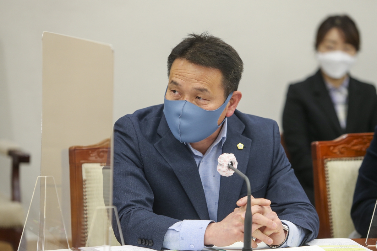 20210305-030[AP7U8394-제247회 임시회 산업건설위원회 조례안 심사활동.jpg