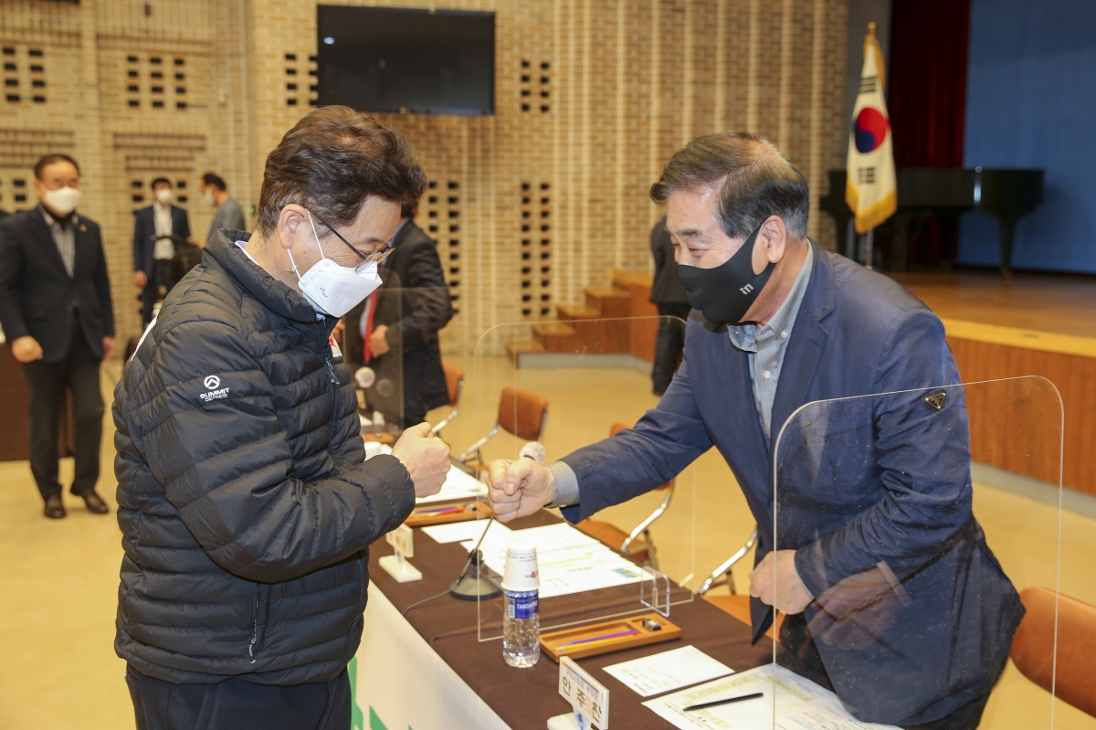 20210324-001[AP7U8872-경북 민생 새바람 행복버스 구미시 현장간담회.jpg