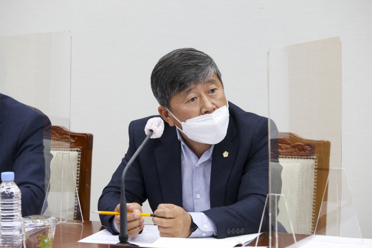 20210412-036[AP7U9917-제248회 임시회 산업건설위원회 조례심사 및 행정사무감사 계획서 작성.jpg