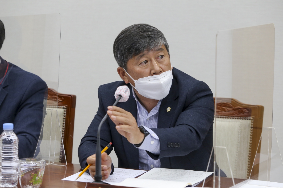 20210412-037[AP7U9918-제248회 임시회 산업건설위원회 조례심사 및 행정사무감사 계획서 작성.jpg