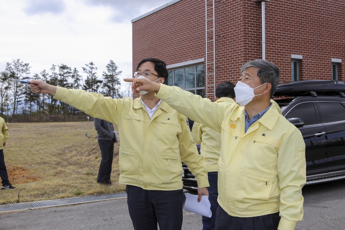 20210413-122[IMG_8166-제248회 임시회 산업건설위원회 국가5산업단지 조성사업 현장방문 활동.jpg