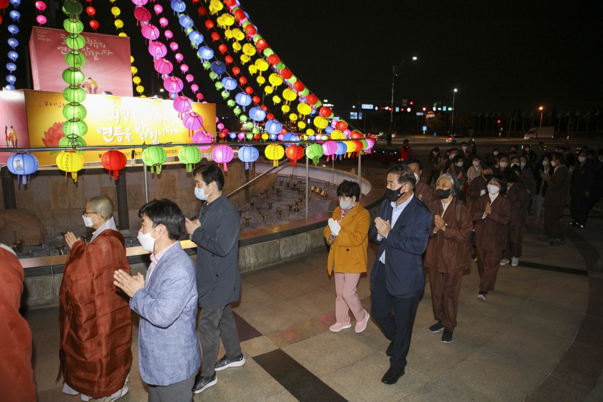 20210416-033[IMG_8230-불기2565 부처님 오신날 점등식.jpg