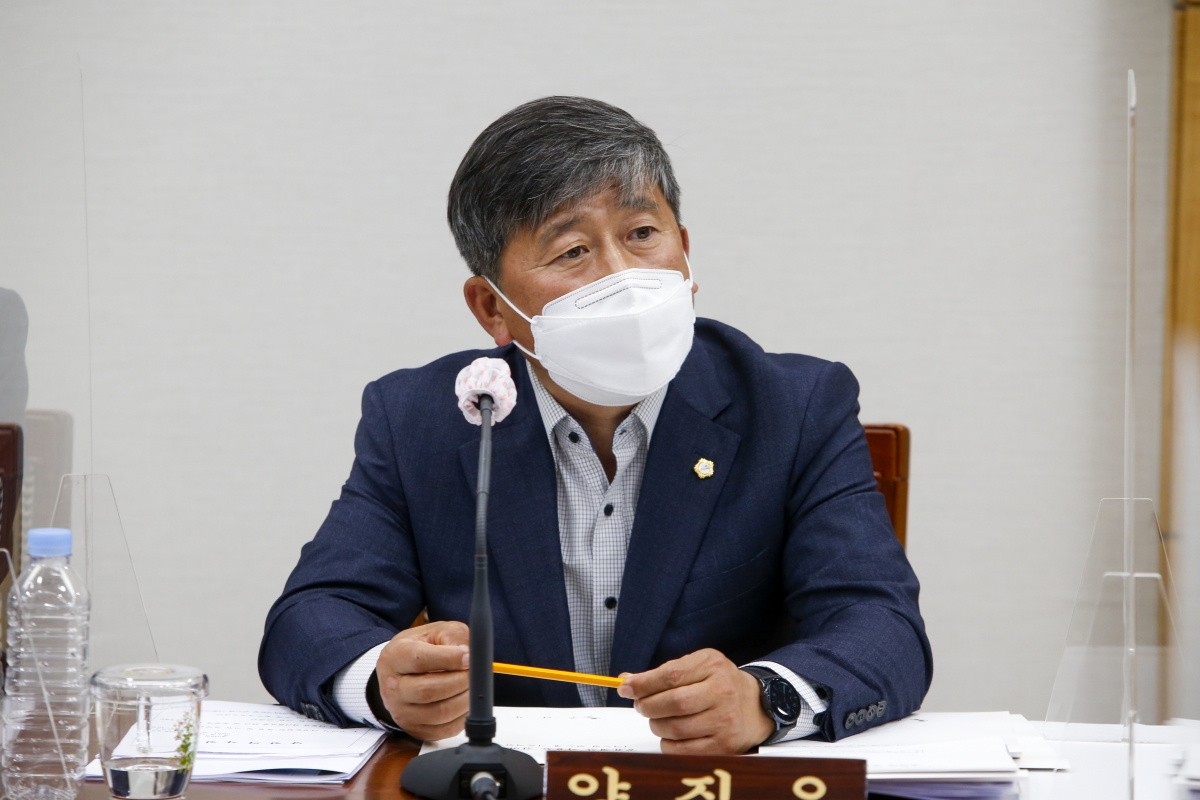 20210510-038[_P7U0260-제249회 임시회 산업건설위원회 조례안 심사활동.jpg