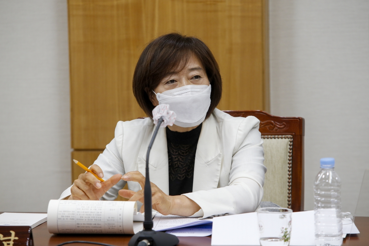 20210510-037[_P7U0256-제249회 임시회 산업건설위원회 조례안 심사활동.jpg
