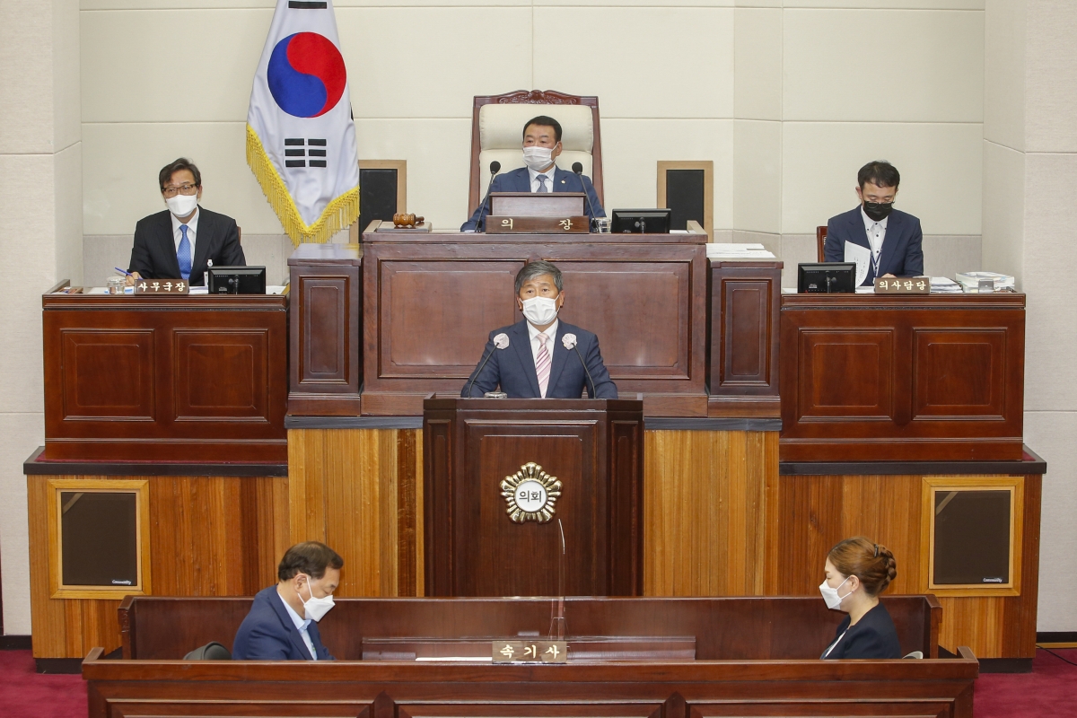 20210602-008[_P7U0447-제250회 정례회 제1차 본회의시 양진오 의원 5분 자유발언.jpg