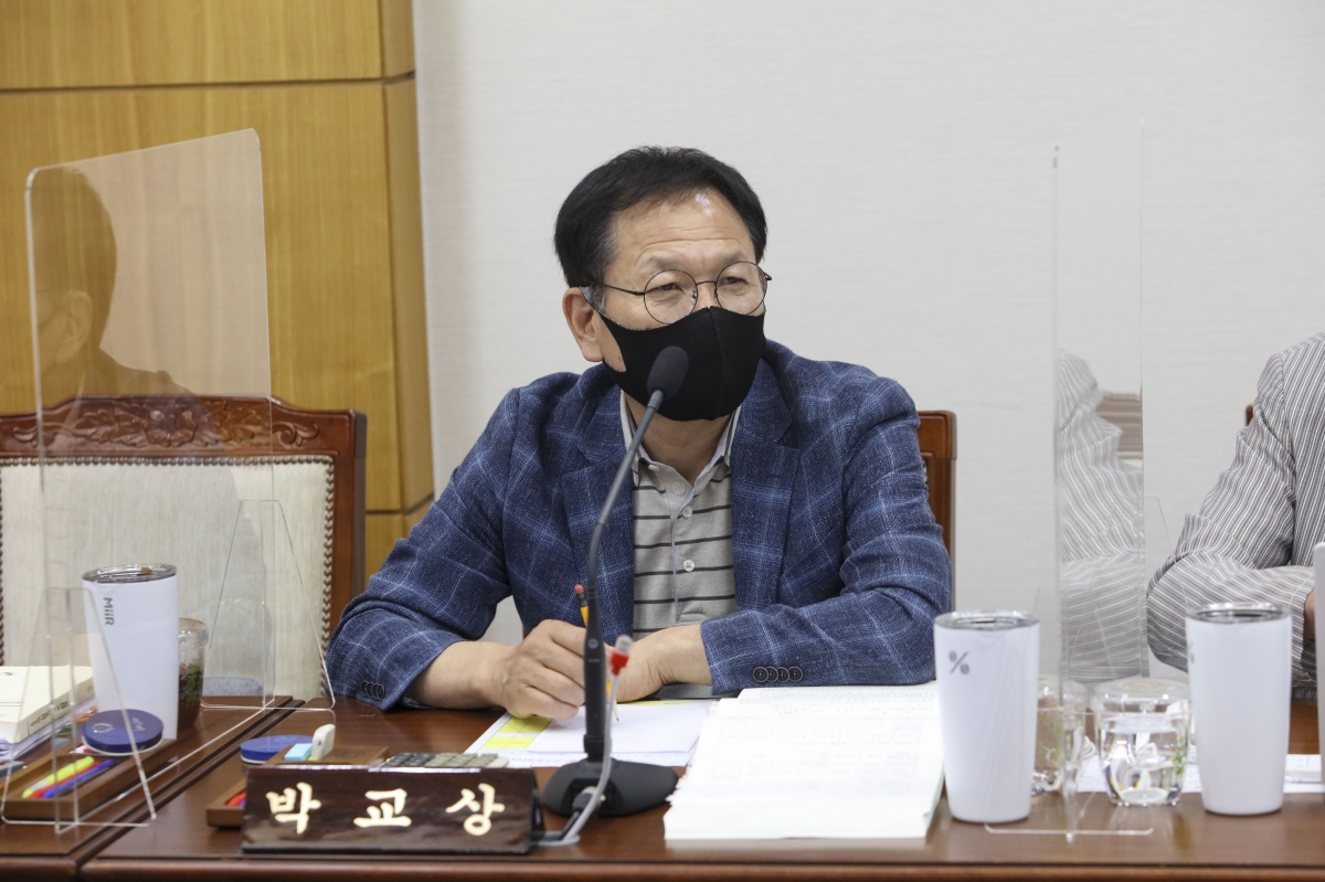 20210603-038[IMG_9176-제250회 정례회시 기획행정위원회 소관 행정사무감사 활동.jpg