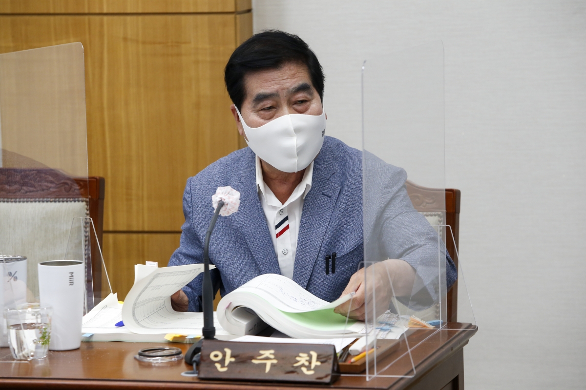 20210621-013[_P7U1539-제250회 정례회시 예산결산특별위원회 2021년도 제1회 추가경정예산안 및 기금운영계획변경안 심사활동.jpg