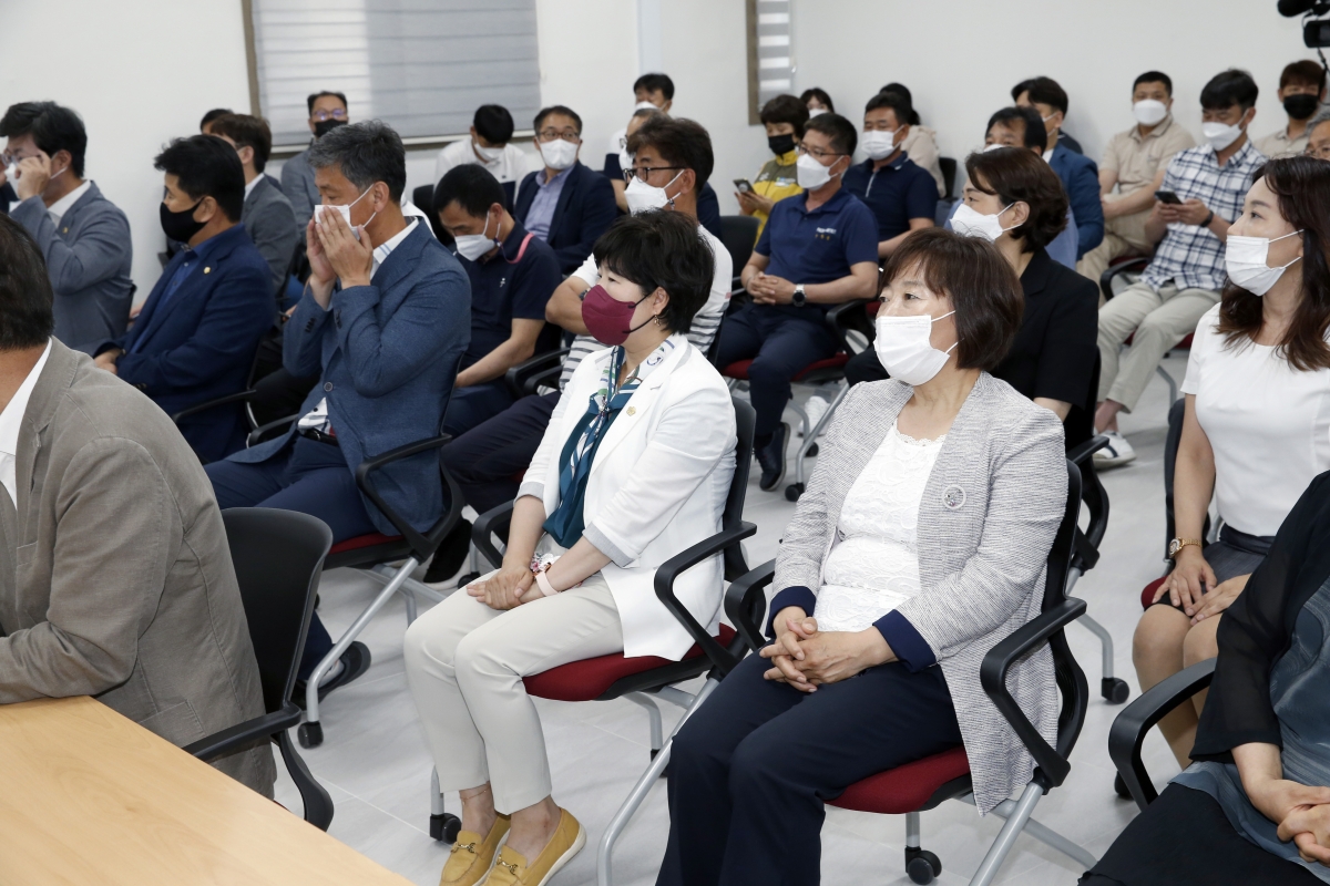 20210715-021[_P7U3940-구미시 노동자 작업복 공동세탁소 개소식.JPG