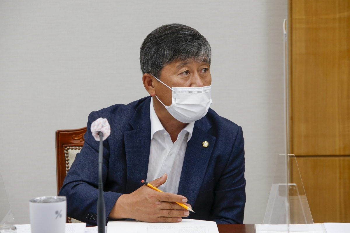 20210910-035[_P7U5192-제252회 임시회 산업건설위원회 조례안 심사활동.jpg