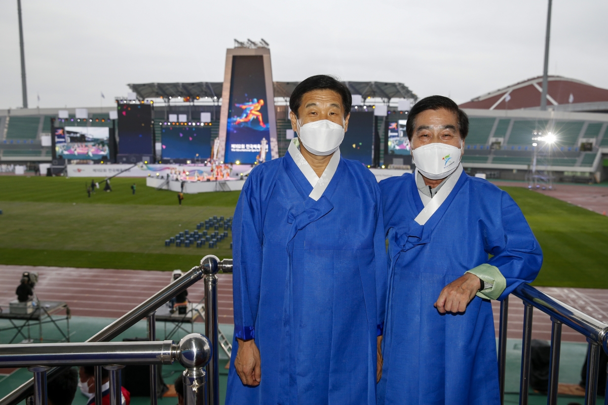 20211008-192[_P7U7266-제102회 전국체전 개막식.jpg