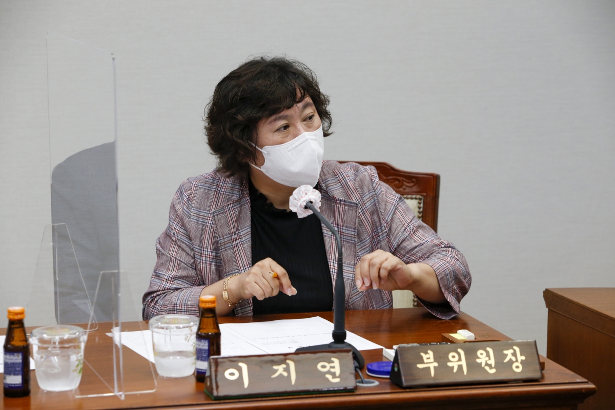 20211013-037[_P7U7726-폐회중 의회운영위원회 활동.jpg