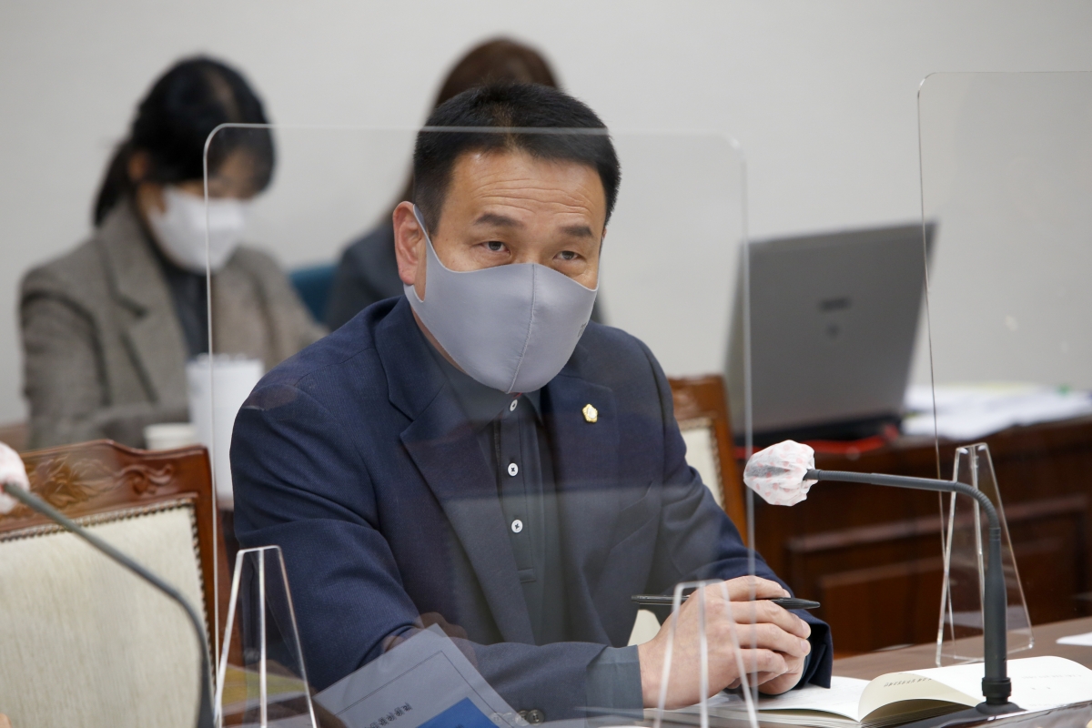 20211025-012[_P7U8889-제253회 임시회시 산업건설위원회 조례안 심사활동.jpg