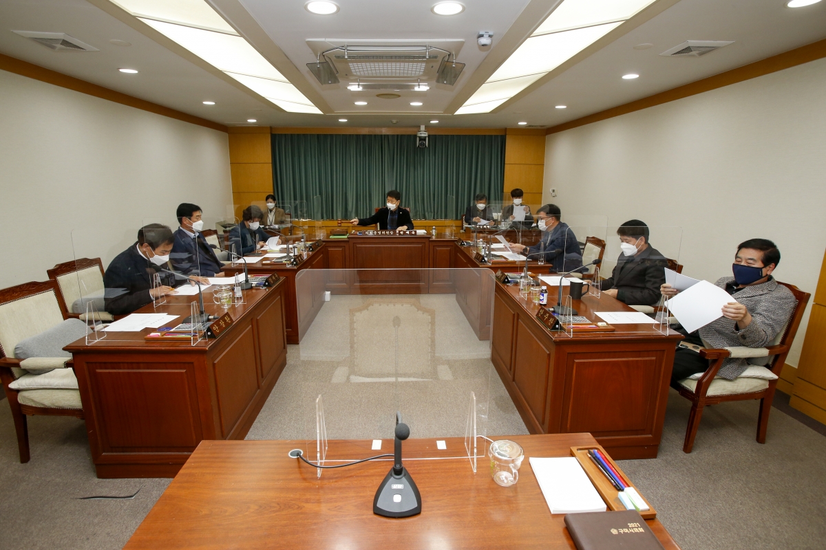 20211129-001[_P7U1527-제253회 정례회시 의회운영위원회 소관 2022년도 예산안 예비심사활동.jpg