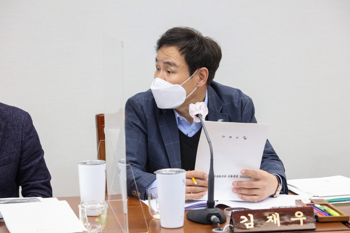 20220316-010[IMG_0303-제256회 임시회시 기획행정위원회 조례안 심사활동.jpg