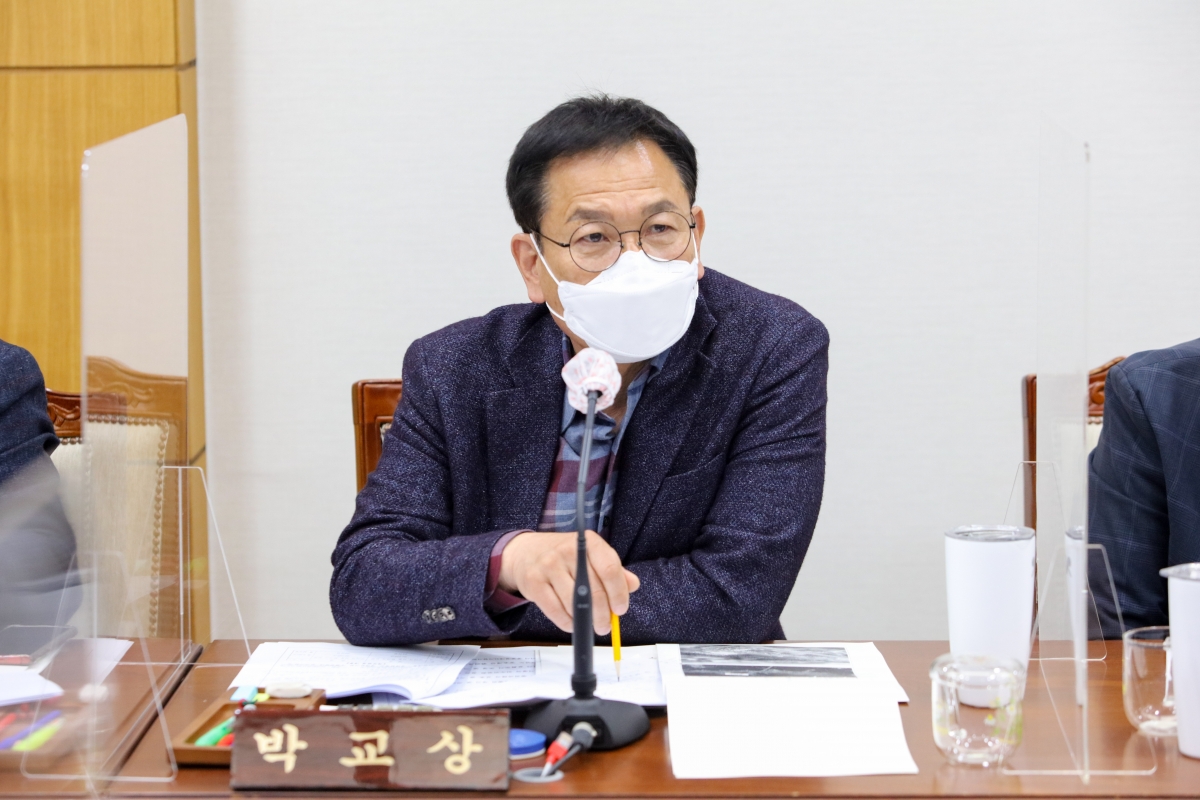 20220316-017[IMG_0322-제256회 임시회시 기획행정위원회 조례안 심사활동.jpg