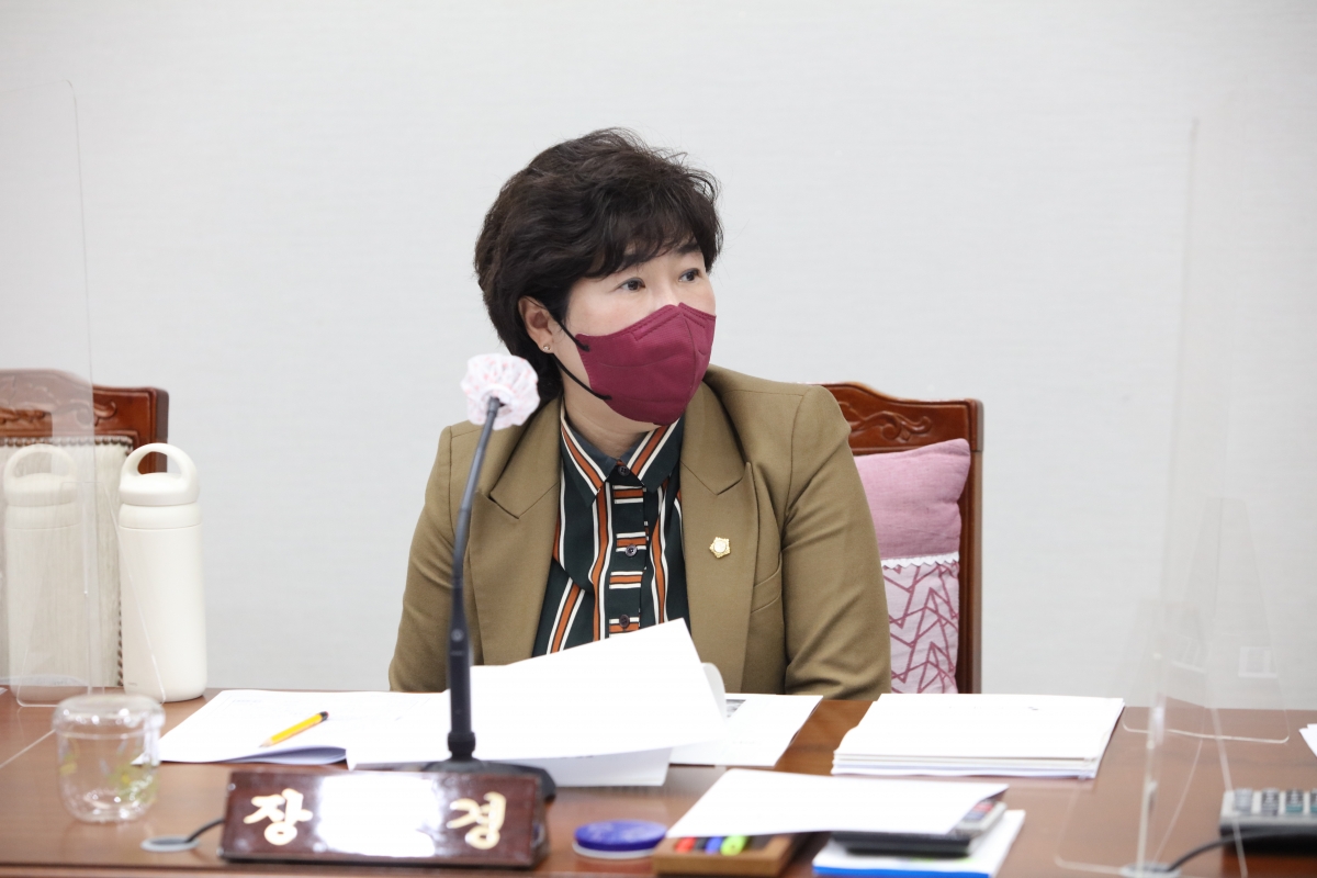 20220316-027[IMG_0350-제256회 임시회시 기획행정위원회 조례안 심사활동.jpg