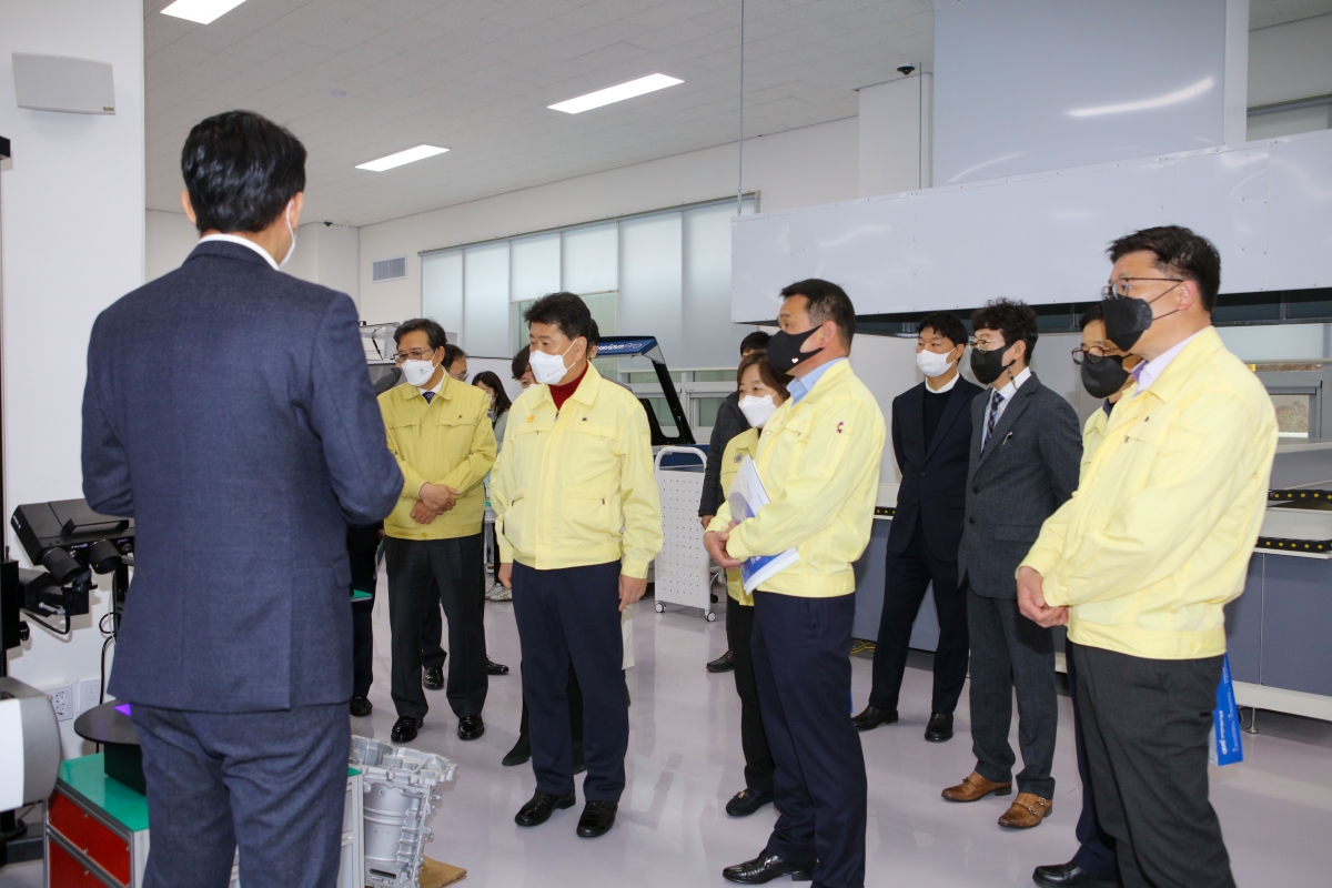 20220317-075[IMG_0444-제256회 임시회시 산업건설위원회 구미전자정보기술원 현장 방문.jpg