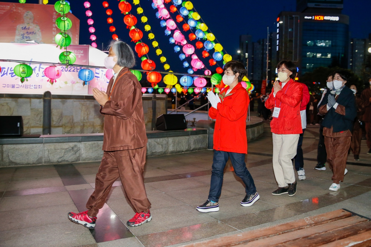 20220408-052[_P7U0027-불기2566 봉축탑 점등식.jpg