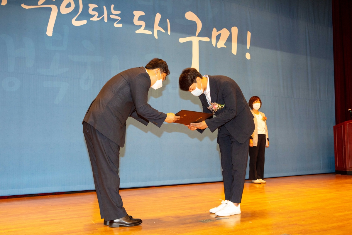 20220603-074[IMG_1231-제8회 전국동시지방선거 당선증 교부식.JPG