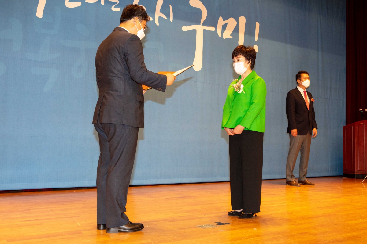20220603-148[IMG_1285-제8회 전국동시지방선거 당선증 교부식.JPG