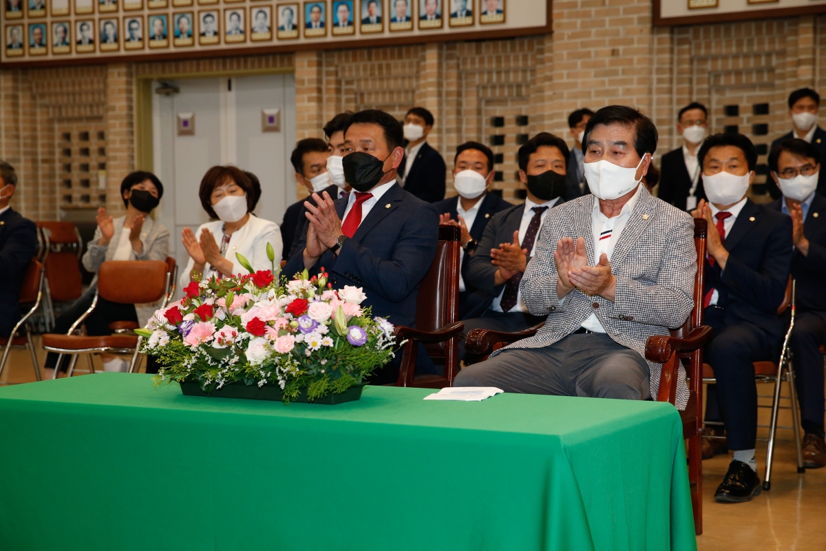 20220701-127[_P7U2310-제9대 구미시의회 의원과 집행부 간부공무원간 상견례.JPG