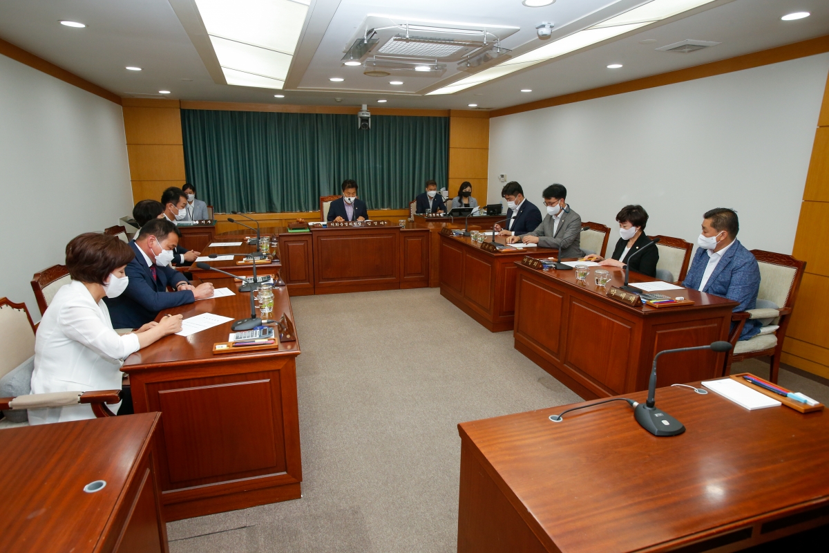 20220705-044[_P7U2808-제259회 임시회시 제1차 의회운영위원회 간사 선임의 건 활동.JPG