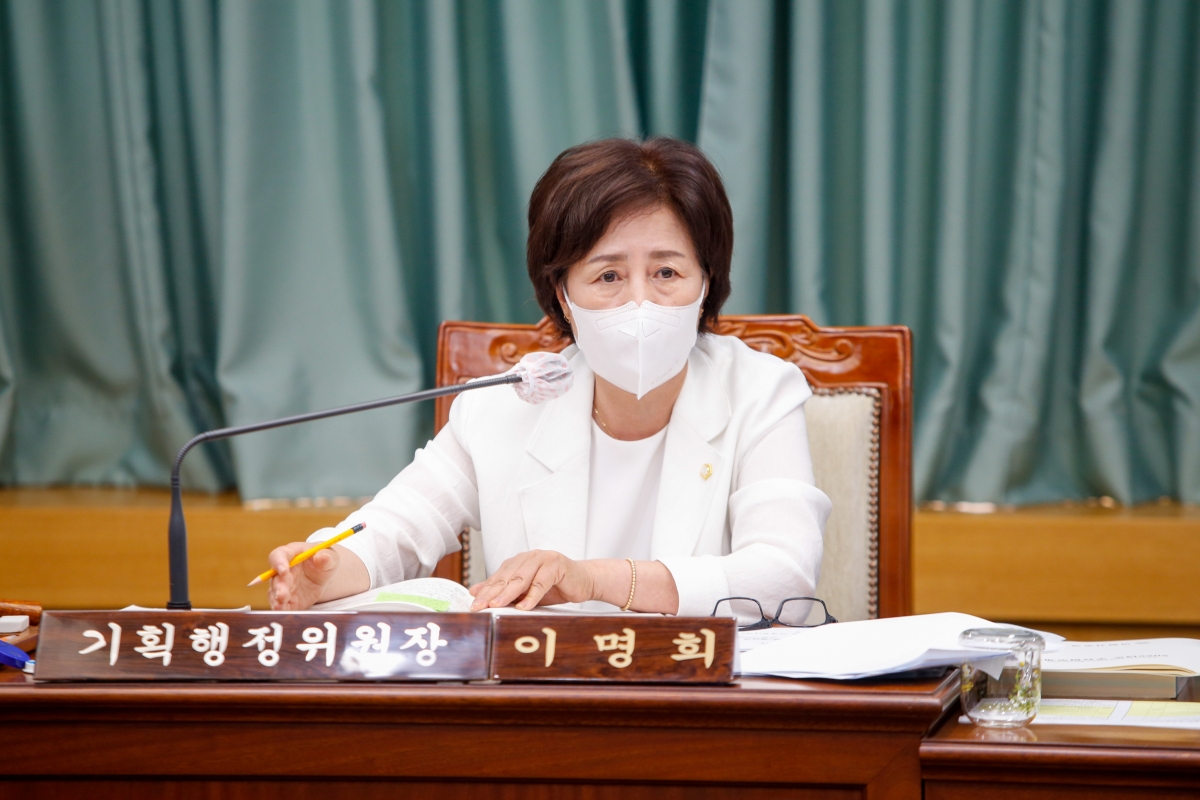 20220714-004[_P7U4577-제260회 임시회시 기획행정위원회 소관 2022년도 주요업무 보고의 건 활동.JPG