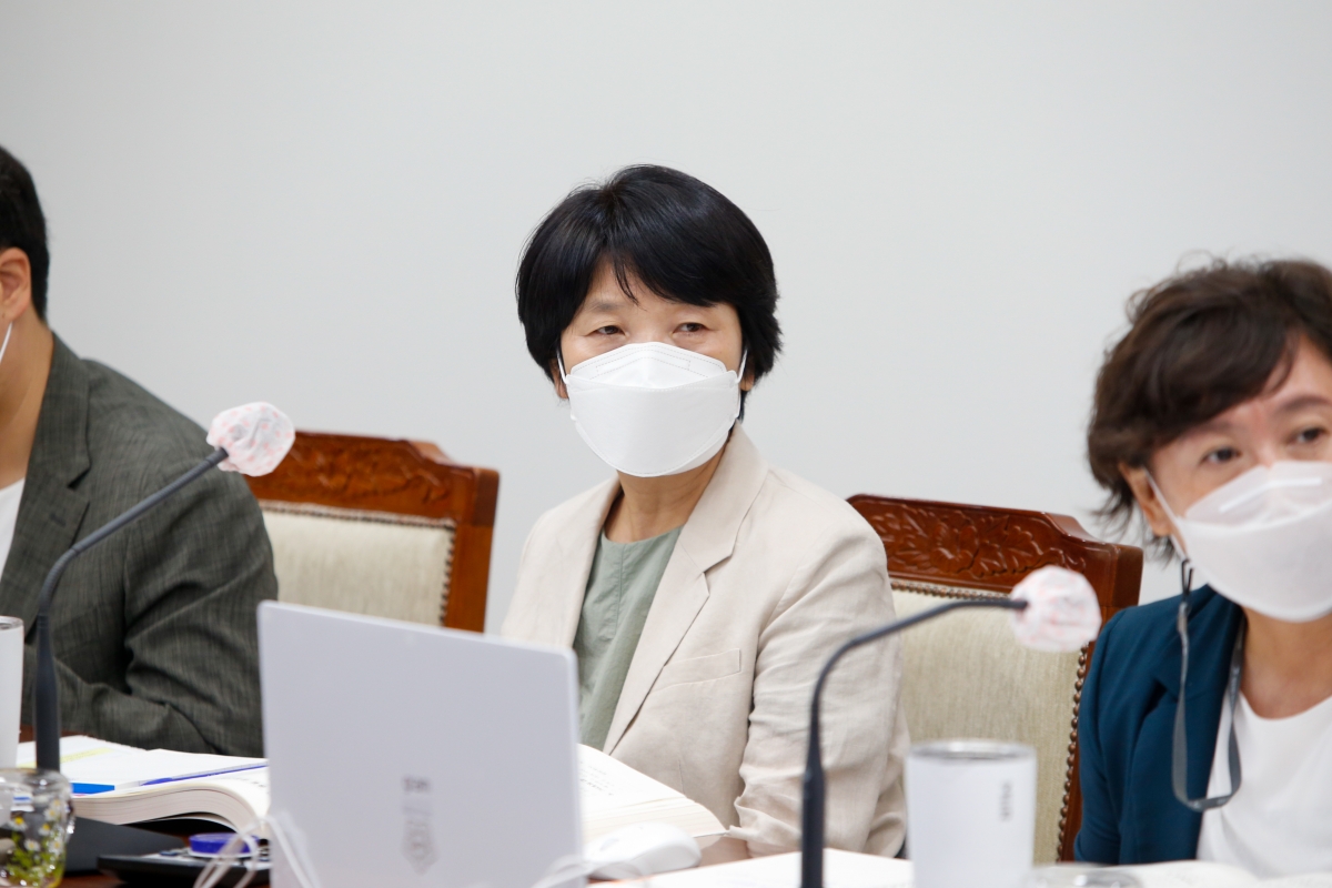 20220714-026[_P7U4659-제260회 임시회시 산업건설위원회 소관 2022년도 주요업무 보고의 건 활동.JPG