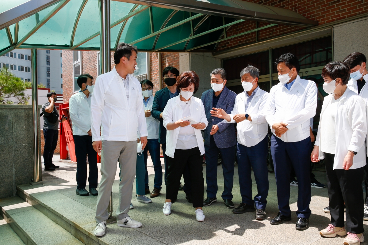 20220715-003[_P7U4788-제60회 경북도민체전 참가 구미시선수단 포항시 현지방문 격려.JPG