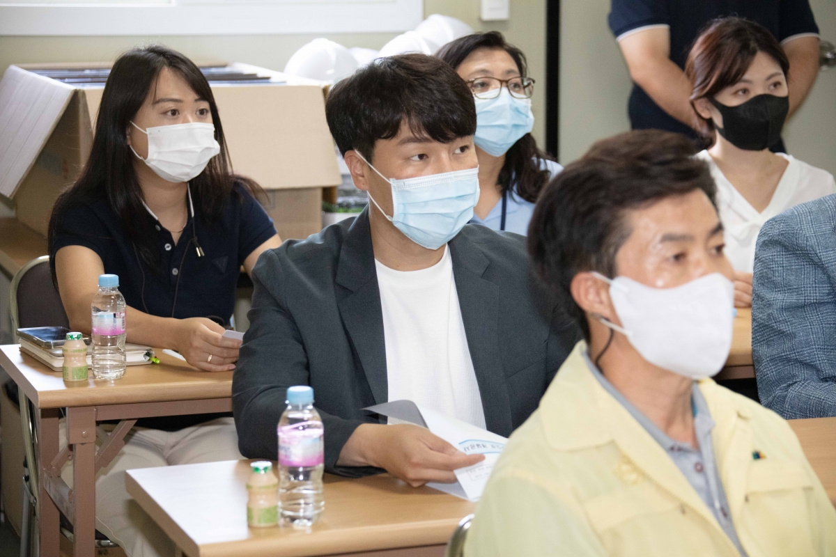 20220719-186[IMG_1659-제260회 임시회 산업건설위원회 구평-칠곡중리간 직주연계도로 개설공사 현장방문.JPG