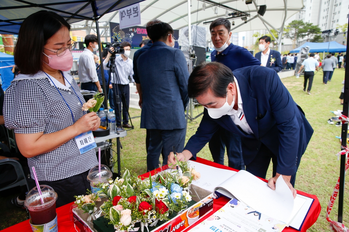 20220723-002[_P7U6467_1-제1회 한 여름밤의 페스티벌.jpg