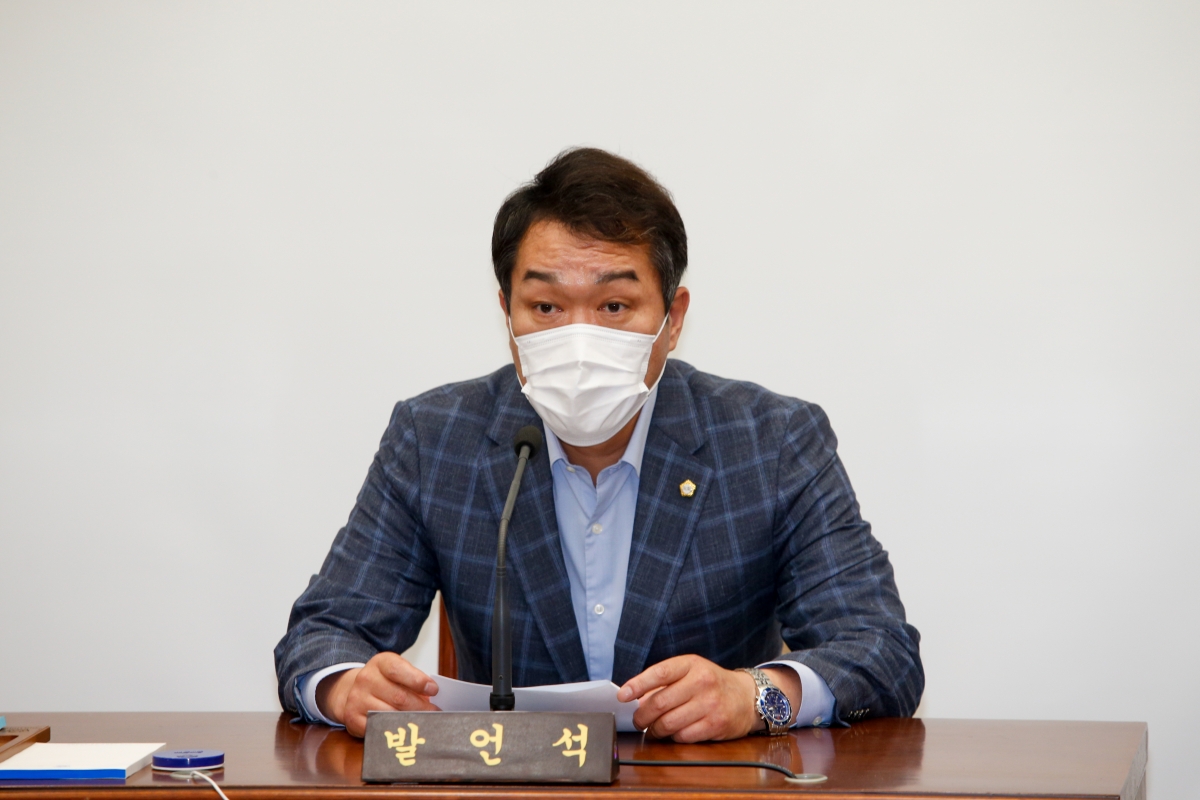 20220824-009[_P7U8366-폐회중 의회운영위원회 활동.JPG