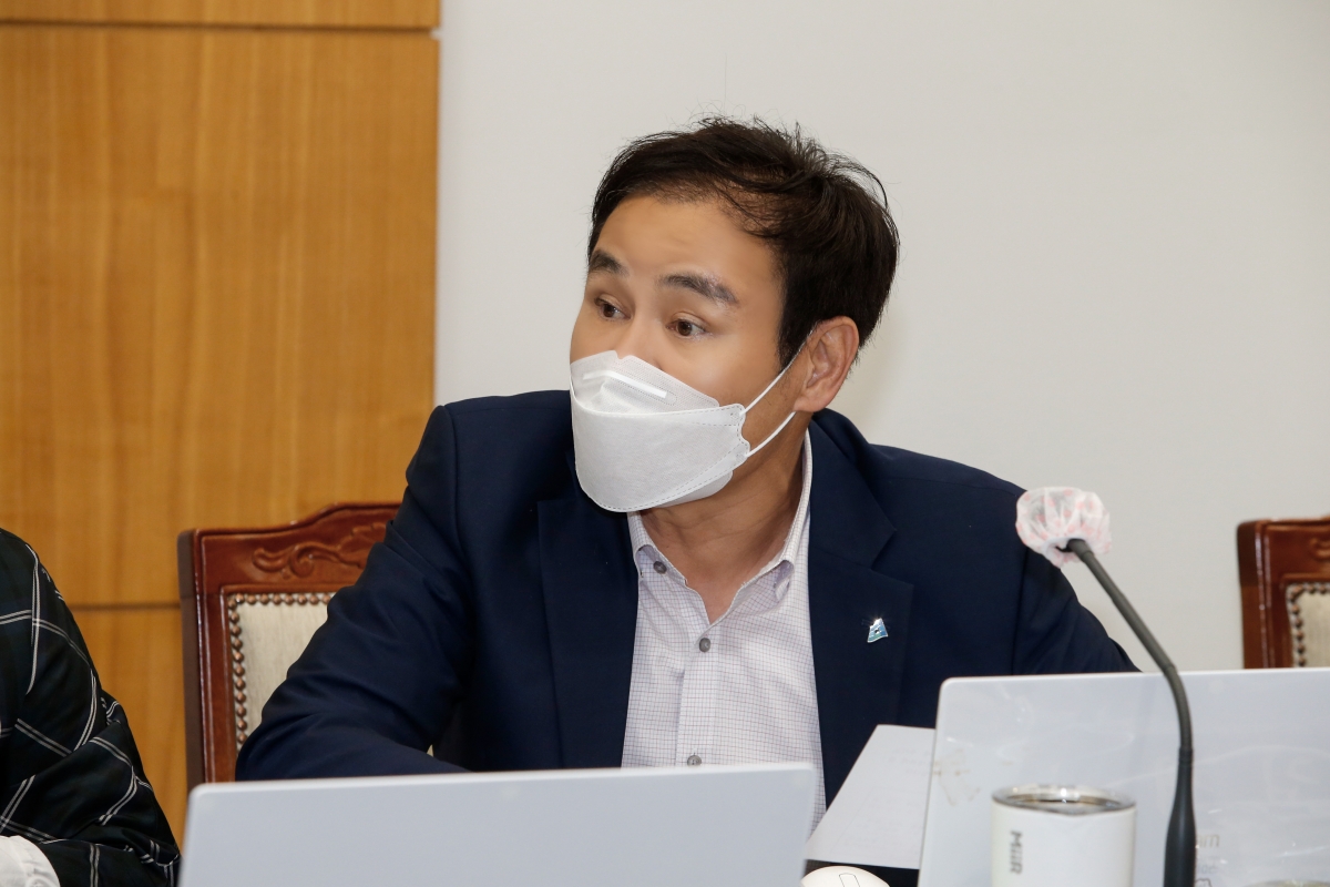 20220915-006[_P7U2022-제261회 제1차 정례회 기획행정위원회 소관 2022년도 행정사무감사 활동 복사.jpg