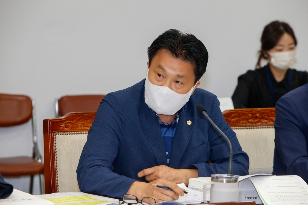 20220914-048[_P7U1800-제261회 제1차 정례회 산업건설위원회 소관 2022년도 행정사무감사 활동.jpg
